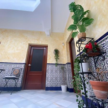Апартаменты Patio Andalusi Junto A La Vina Кадис Экстерьер фото