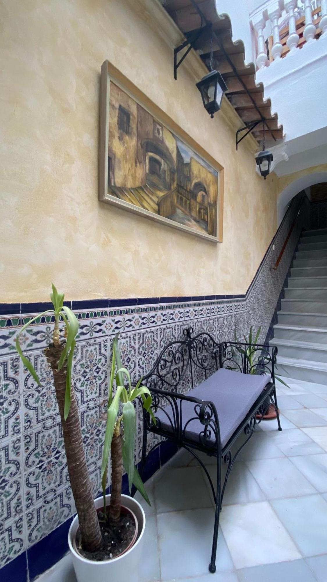 Апартаменты Patio Andalusi Junto A La Vina Кадис Экстерьер фото