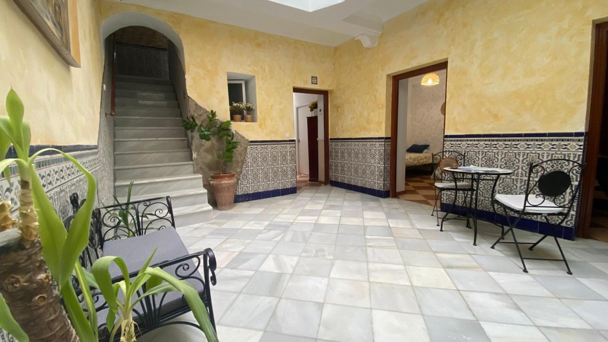 Апартаменты Patio Andalusi Junto A La Vina Кадис Экстерьер фото